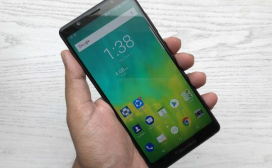 BlackBerry Evolve sẽ được bán tại Việt Nam ở phân khúc tầm trung