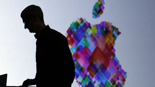Apple đang thay đổi chiến lược khi doanh số iPhone sụt giảm