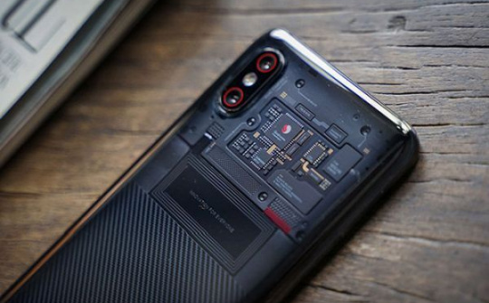 Xiaomi sẵn sàng tung Mi 9 bản đặc biệt RAM 12 GB