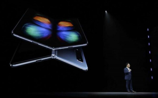 Samsung giới thiệu smartphone Galaxy Fold