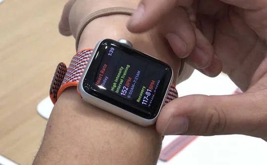 Apple Watch Series 3 đang được bán với giá chỉ từ 4,6 triệu đồng