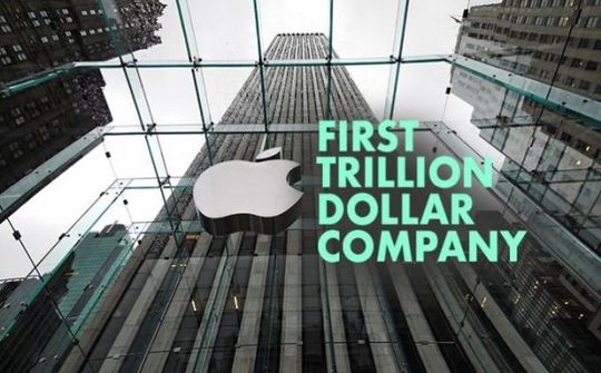 Apple vượt Microsoft thành công ty giàu nhất thế giới
