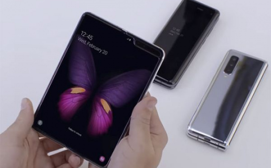 Samsung sẽ cung cấp màn hình gập lại cho Apple và Google