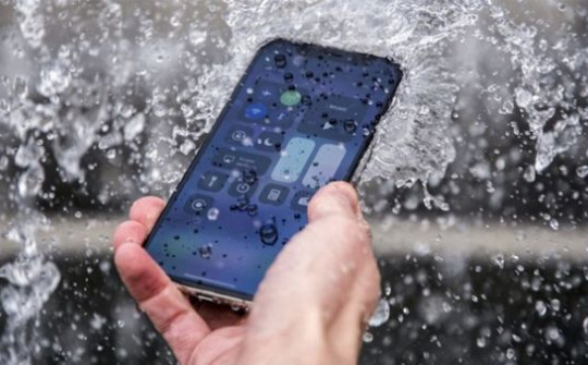 iPhone 2019 có thể sử dụng được khi ở dưới nước