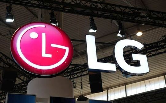 LG ấp ủ một điện thoại kéo giãn