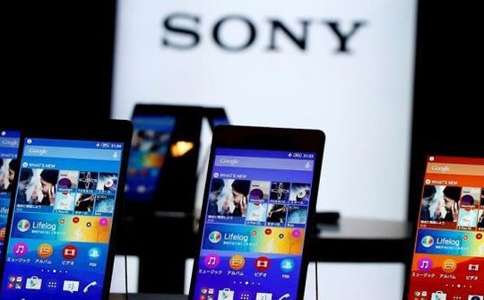 Sony sẽ cắt giảm một nửa số người làm việc trong bộ phận smartphone
