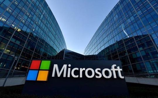 Mảng Windows bất ngờ giúp Microsoft có kết quả kinh doanh mạnh mẽ
