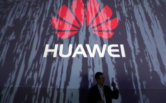 Huawei giới thiệu phần cứng 5G đầu tiên trên thế giới cho xe hơi