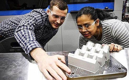 GE Hải Phòng ứng dụng công nghệ in 3D vào sản xuất