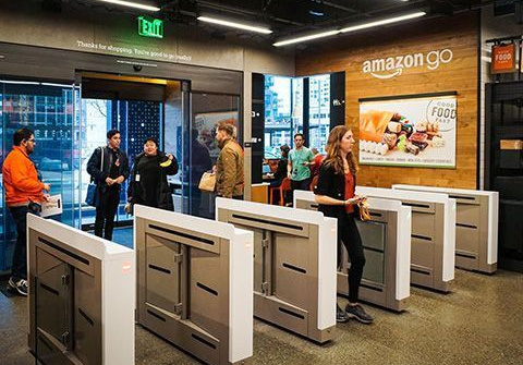 Amazon khai trương cửa hàng đầu tiên thanh toán bằng tiền mặt