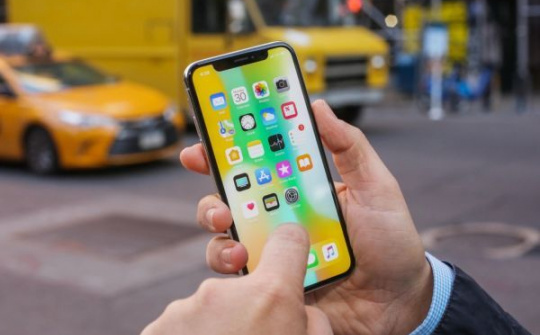 Apple sửa miễn phí màn hình iPhone X bị lỗi