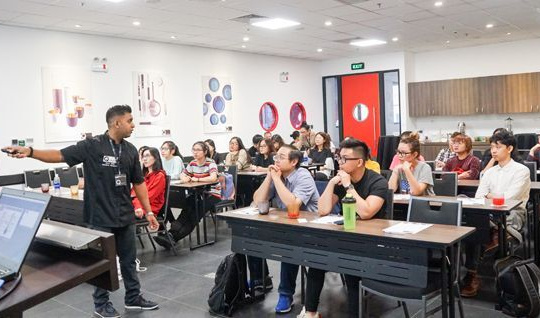 RMIT Việt Nam đạt kiểm định quốc tế cho chương trình đào tạo du lịch và khách sạn