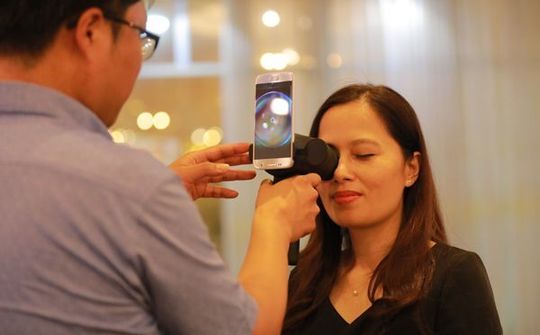 Google tung kính thông minh 999 USD, xây dựng trên nền tảng Qualcomm