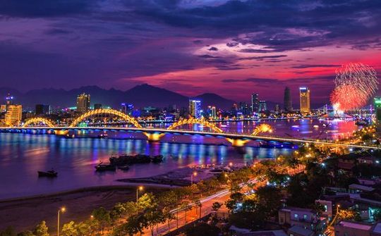 Fayfay.com và Vietnamobile hợp tác, ra mắt Sim du lịch cho khách quốc tế