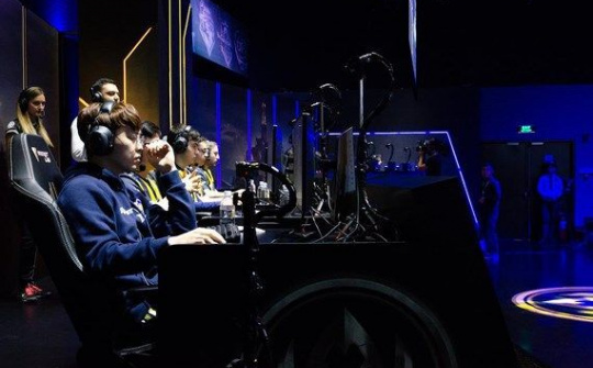 Dell trở thành đối tác chính thức của Riot Games