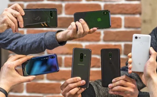 Thị trường smartphone đang rơi vào thời kỳ bão hòa