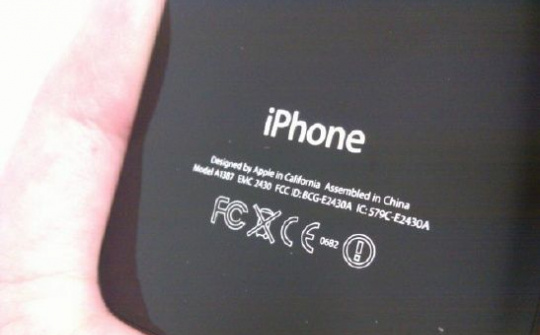 Apple sẽ rút dần khối lượng sản xuất của các nhà máy đặt tại Trung Quốc