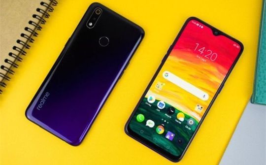 Realme 3 Pro chính thức lên kệ, giá từ 6,49 triệu đồng