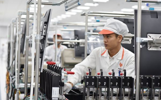 VinSmart bắt tay Fujitsu và Qualcomm để phát triển smartphone 5G