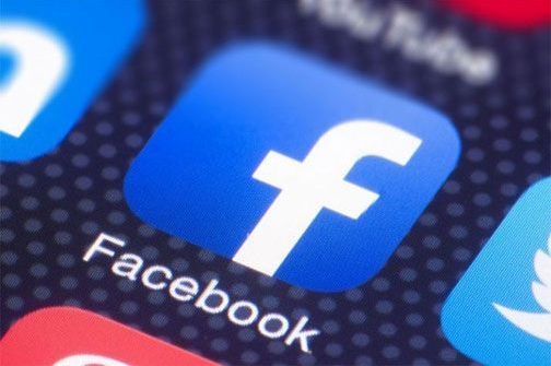 Giới chức Italia phạt Facebook vì bê bối rò rỉ thông tin