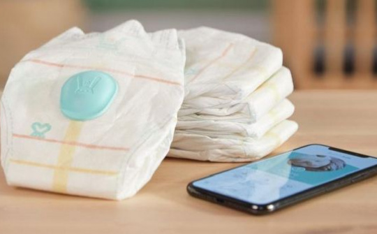 Pampers giới thiệu bỉm thông minh cho các ông bố bà mẹ 4.0