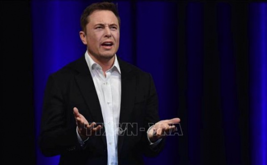 Elon Musk tiết lộ công nghệ kết nối não bộ người với smartphone