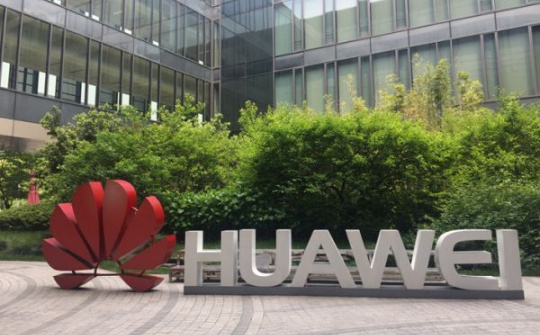 Vượt qua "vận đen" nửa đầu 2019, doanh thu Huawei vẫn tăng trưởng 23,2%