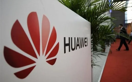 Lệnh cấm của Mỹ khiến doanh thu Huawei sụt giảm khoảng 10 tỷ USD