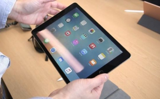 Apple chính thức khai tử dòng iPad 9,7 inch