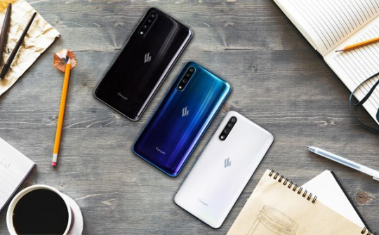 Vinsmart tung Vsmart thế hệ 2 ra thị trường với giá khoảng 7 triệu đồng