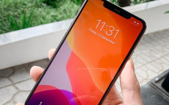 iPhone 11 đang lạc lõng cả về thiết kế và công nghệ với chuẩn mực flagship