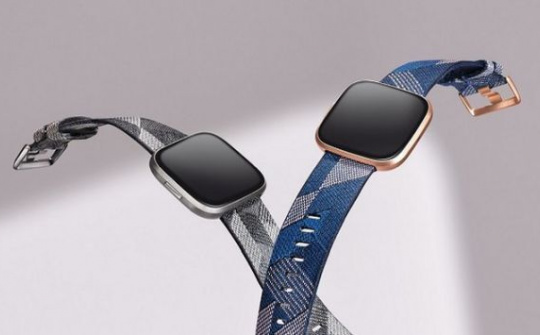 Fitbit lận đận, muốn được bán mình cho Google