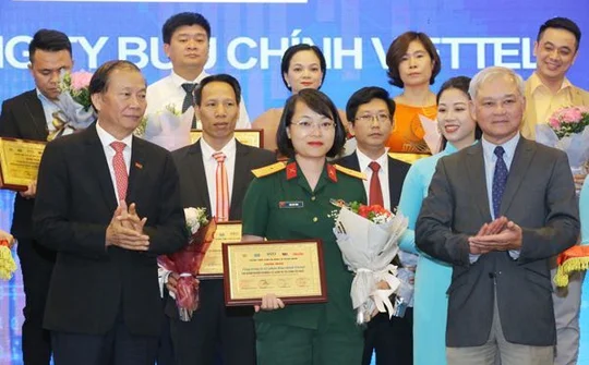 Viettel Post lọt TOP DN quản trị tài chính tốt nhất 2018