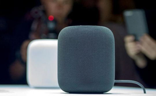 Loa thông minh của Google và Amazon đang theo dõi người dùng bất hợp pháp