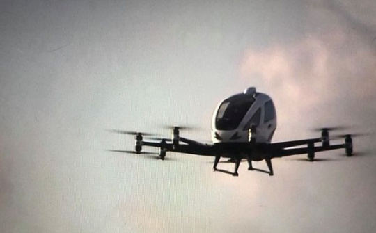 "Taxi bay" EHang 216 đã hoàn thành chuyến bay thử nghiệm đầu tiên