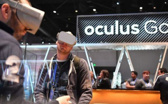 Oculus Go được giảm giá còn 149 USD