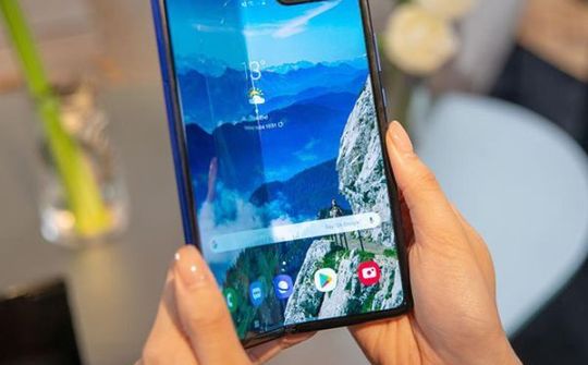 Thị trường smartphone gập lại sắp đón nhận thêm thương hiệu mới