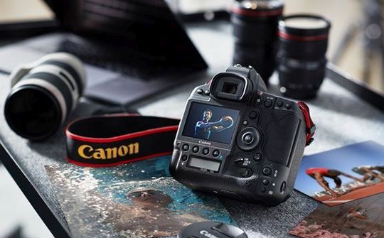 Canon EOS-1D X Mark III - Tiếp bước một huyền thoại