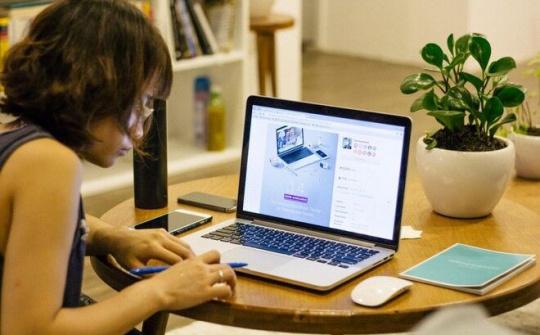 Coursera cung cấp tính năng học miễn phí