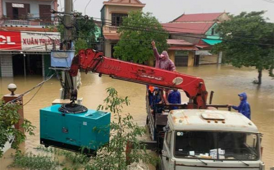 VNPT các tỉnh miền Trung vượt lũ để đảm bảo mạng lưới thông tin huyết mạch