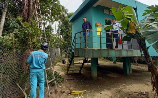 Viettel đảm bảo liên lạc và chia sẻ khó khăn với đồng bào lũ lụt miền Trung