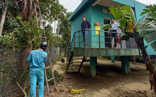Viettel đảm bảo liên lạc và chia sẻ khó khăn với đồng bào lũ lụt miền Trung