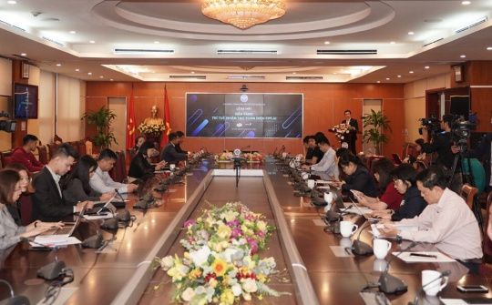 Bộ TT&TT giới thiệu Nền tảng trí tuệ nhân tạo toàn diện FPT.AI