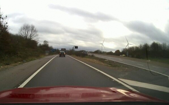 Chuyến hàng trị giá 5 triệu bảng Anh của Apple bị cướp trên đường vận chuyển