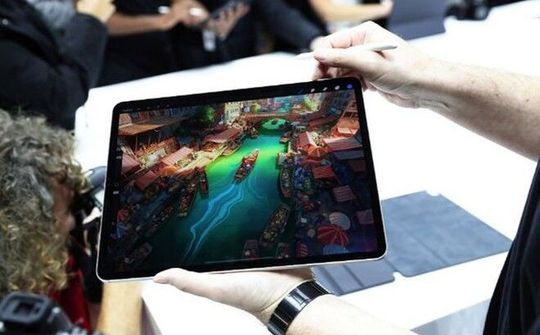 iPad Pro sẽ là sản phẩm đầu tiên được trang bị công nghệ đèn nền mini LED