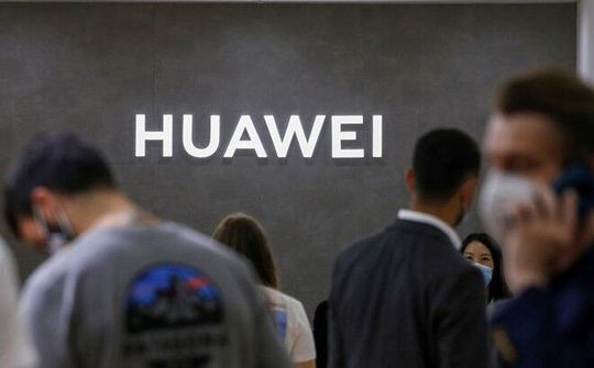 Anh cấm lắp đặt thiết bị Huawei từ tháng 9/2021