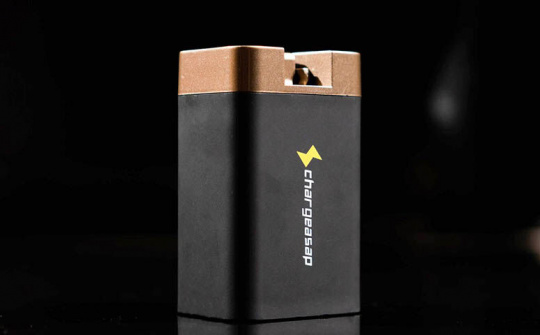 Củ sạc Omega 200W - Phá vỡ những chuẩn mực về sạc di động