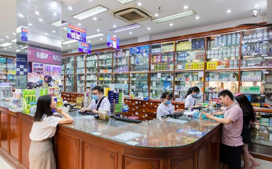 FPT Retail đẩy mạnh chuỗi cửa hàng dược phẩm Long Châu