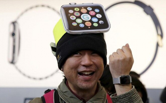 Apple Watch lập kỷ lục bán hàng mới