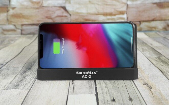 SoundMax trình làng loa nghe nhạc kiêm dock sạc không dây 